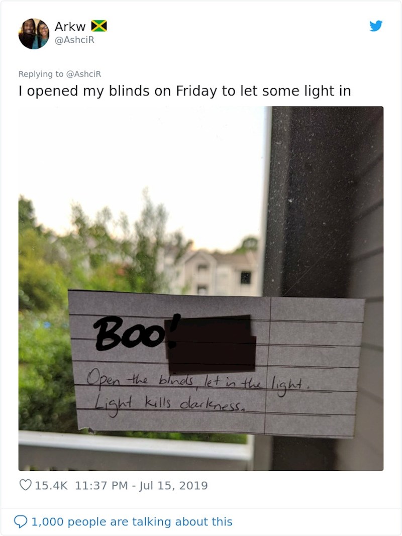 "Makni zavjese, pusti svjetlu da uđe unutra. Svjetlo ubija tamu."