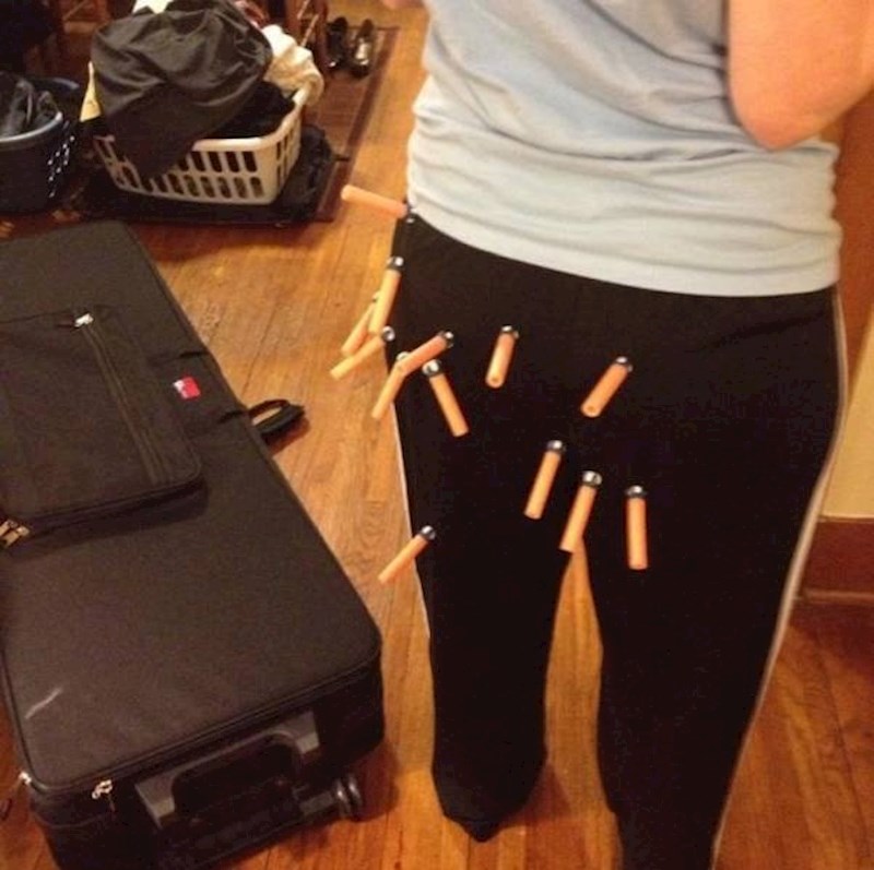 "Poklonila sam mužu NERF pušku, malo je vježbao na meni."