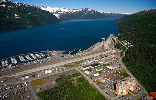 Ovako Whittier izgleda iz zraka...