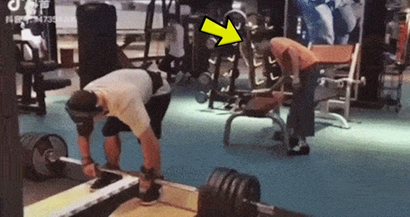 "Snažni muškarac" mučio se s dizanjem utega, ostao je bez teksta kad je vidio ono što je uslijedilo