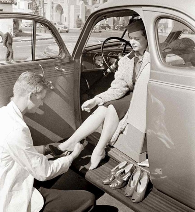 Hodajući obućar, 1938.