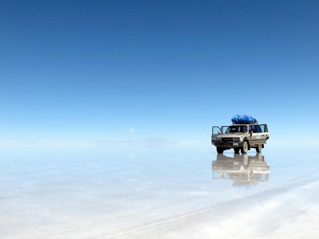 Salar de Uyuni u Boliviji nazivaju najvećim zrcalom na svijetu.