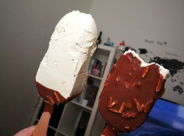Dva načina jedenja sladoleda...