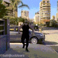 Ono kad se vraćaš iz teretane pa svima moraš pokazati svoje ogromne mišiće