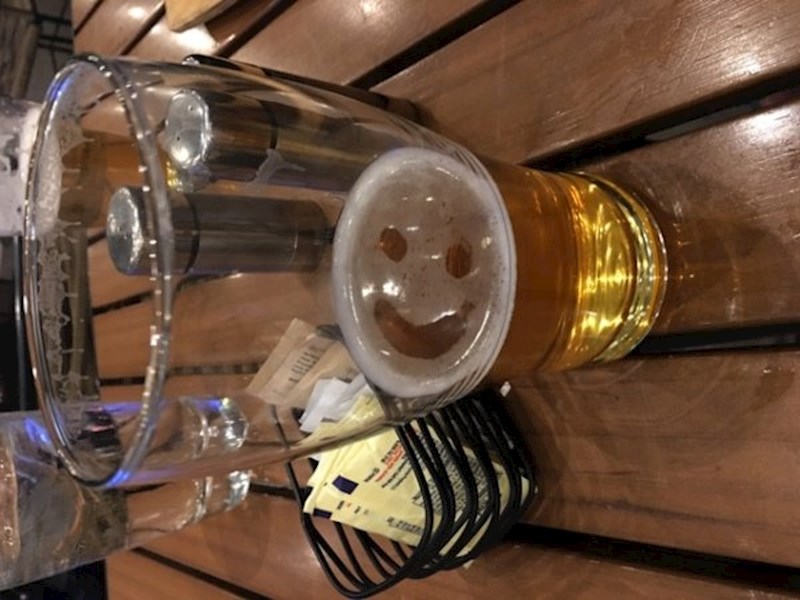 "Dok sam sinoć pio svoje piće, primijetio sam nešto zanimljivo..."