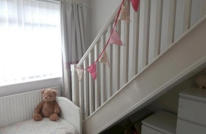 Pogledajte kako su napravili stepenice.