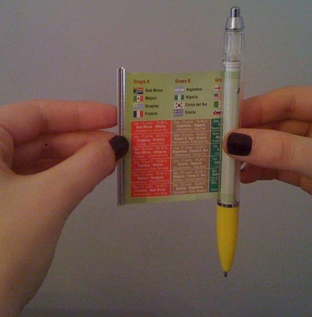Kemijska olovka koja sadrži puuuno informacija...