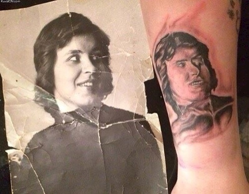 Što joj je s okom i zašto na tetovaži izgleda kao da gori?