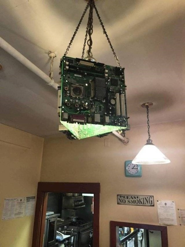 Matične ploče kao rasvjeta