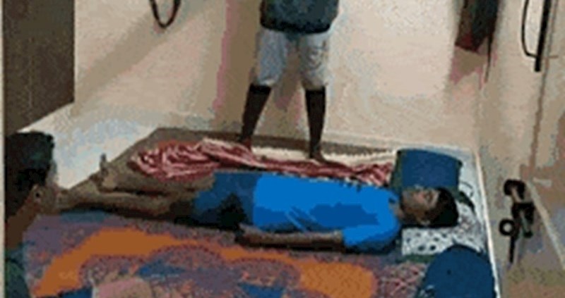 Uzeo je deku i izveo "genijalan trik", a onda je prijatelj otkrio pravu istinu koja će vas nasmijati