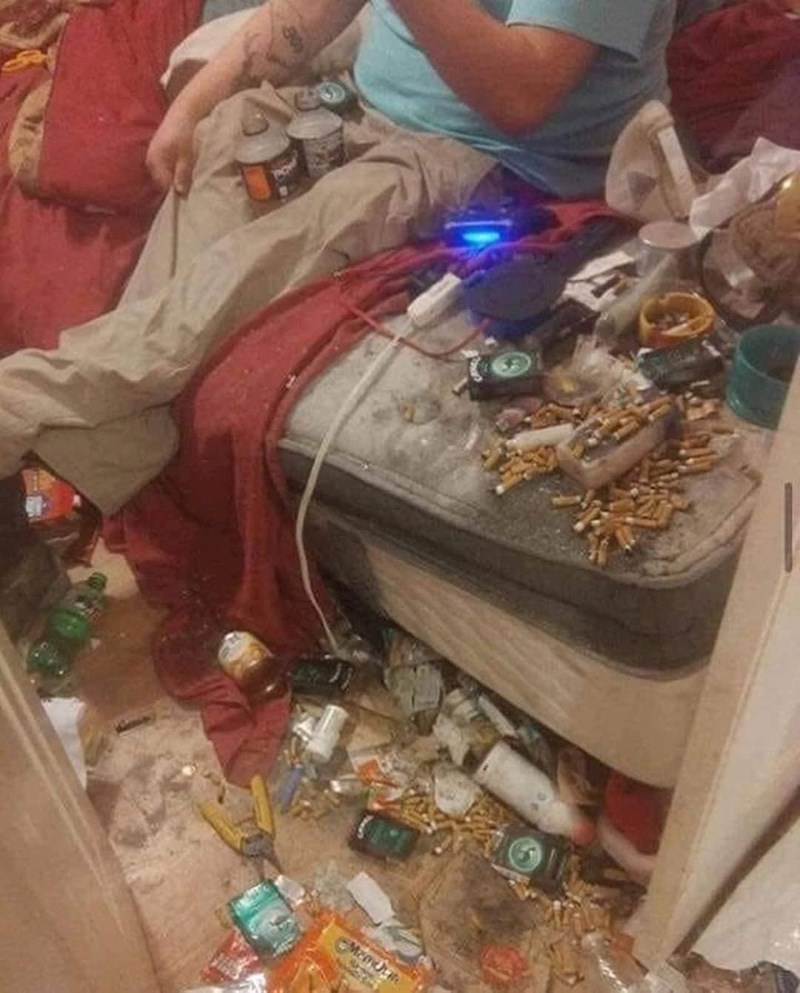 10. dan karantene - odustao je od svega.