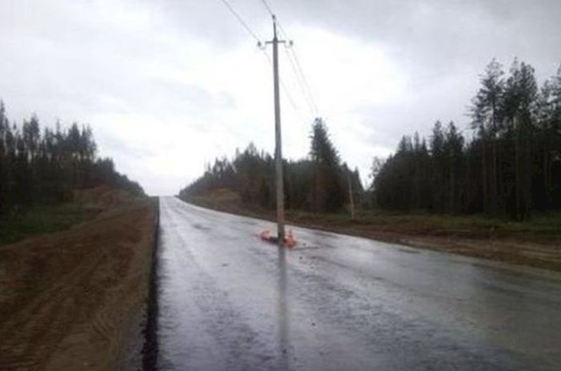 Na ovoj cesti bi bilo jako loše voziti prebrzo.