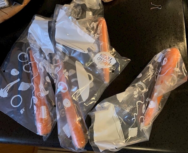 Zar ove mrkve nisu mogle biti pakirane u jednoj vrećici?