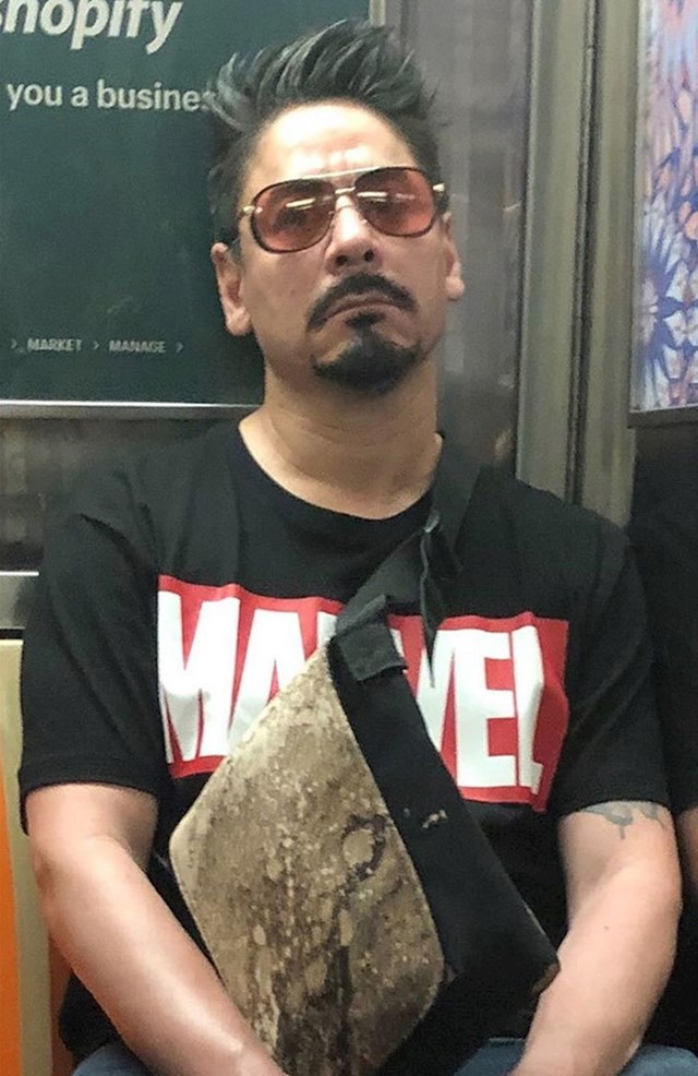 U javnom prijevozu nekad možete naići na poznate osobe. Netko je slikao Roberta Downeya Jr. u podzemnoj željeznici.