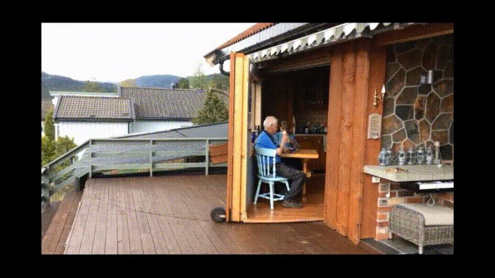 Genijalno rješenje za lijenčine: Jedan gumb je dovoljan da polako, ali sigurno "izađu na terasu"