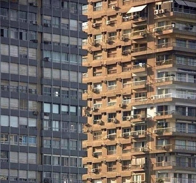 Na ovoj slici je nejasno koja je prednja, a koja bočna strana stambenih zgrada.