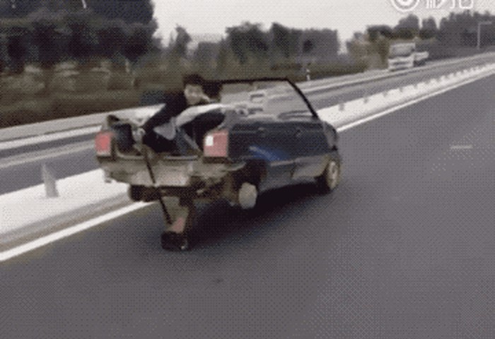Ako mislite da ste vidjeli već sve moguće gluposti s autoceste, pogledajte što su ovi ljudi snimili