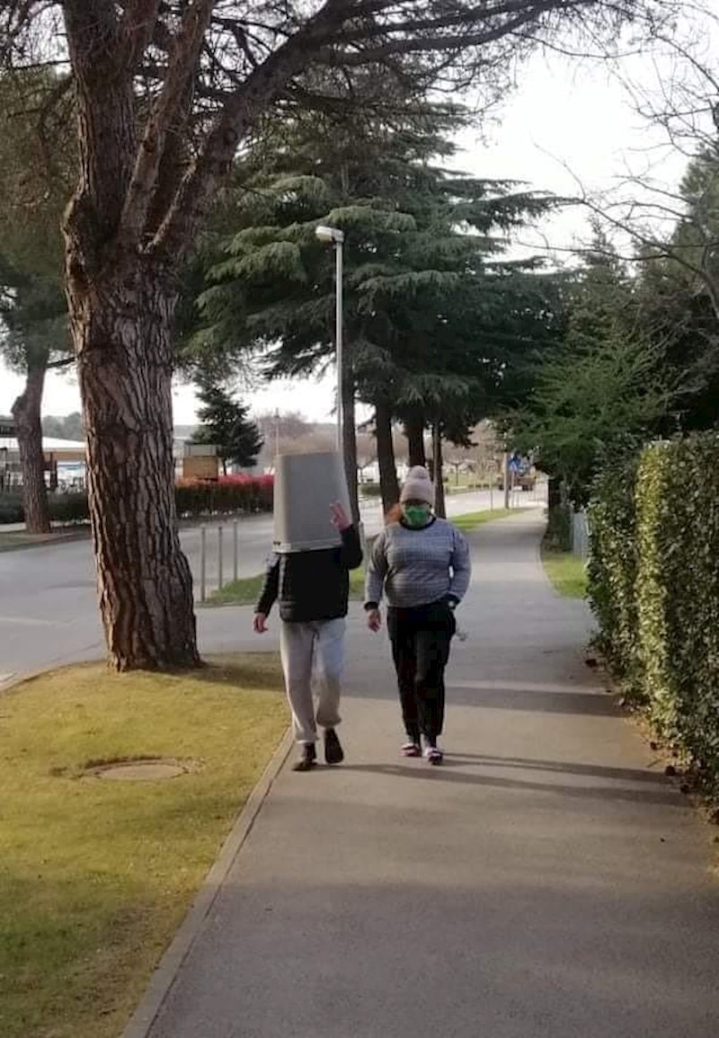 Pogledajte kako se muškarac zaštitio: