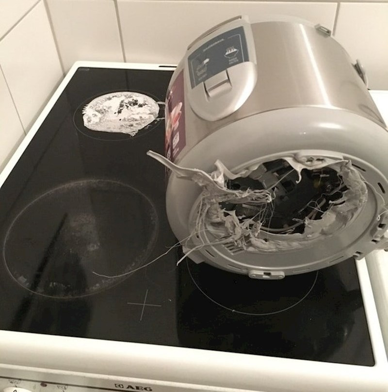 "Mislim da moja mama ne razumije kako funkcionira kuhalo za rižu."