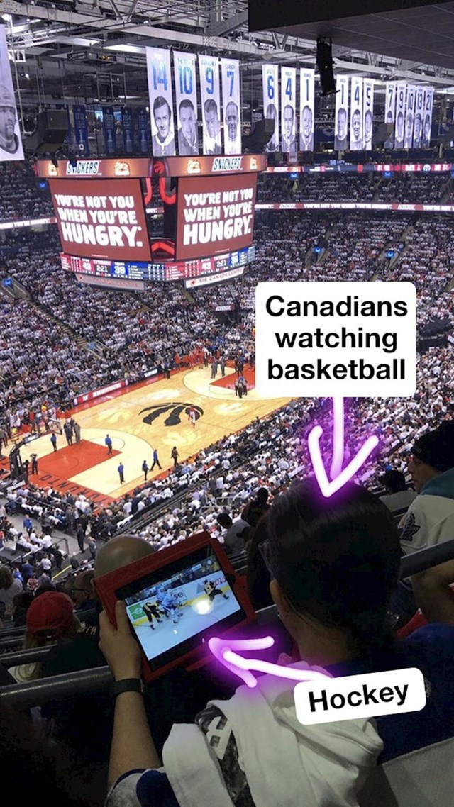 Što Kanađanin radi na košarkaškoj utakmici?