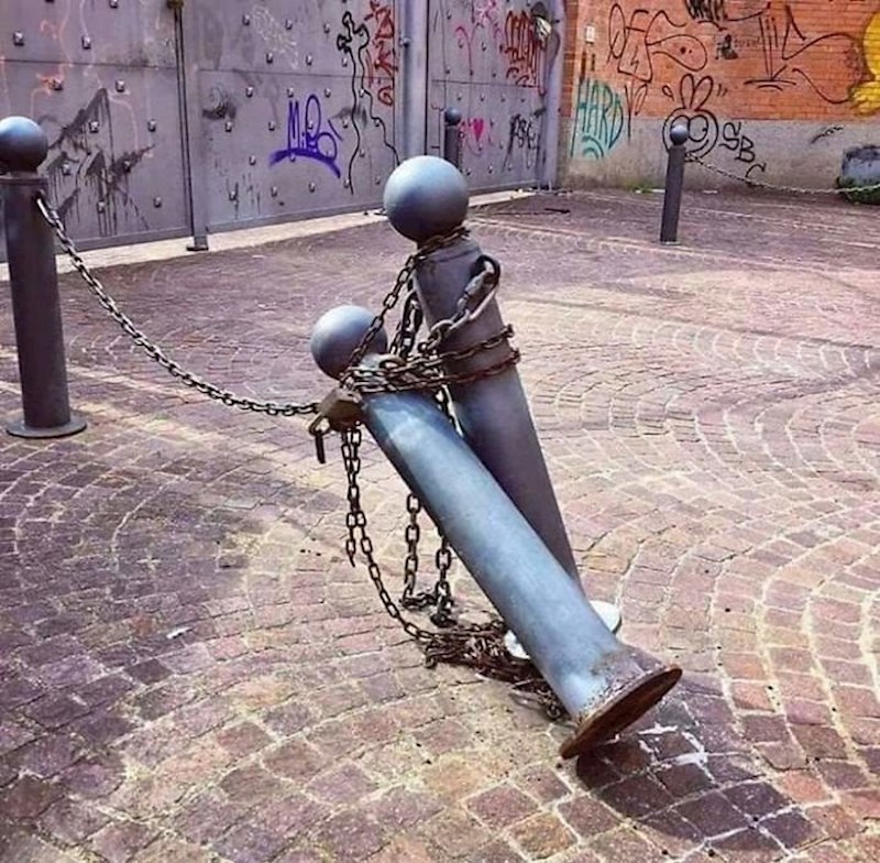 Stupovi vježbaju za svoj prvi ples na vjenčanju...