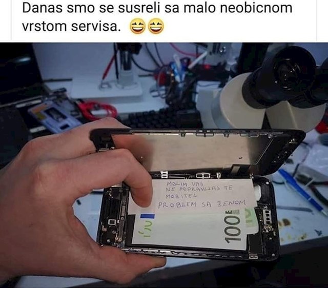 Radnik servisa zaprimio je pokvareni mobitel pa u njemu našao neočekivanu poruku uz poruku, radnik je našao i mali poklon...