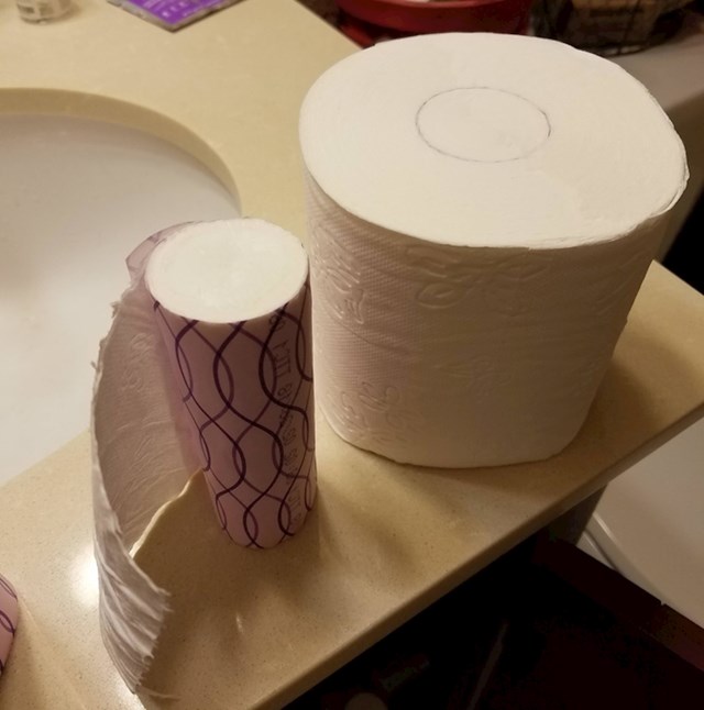 Ovaj WC papir ima listovi i u unutarnjem dijelu kartona.