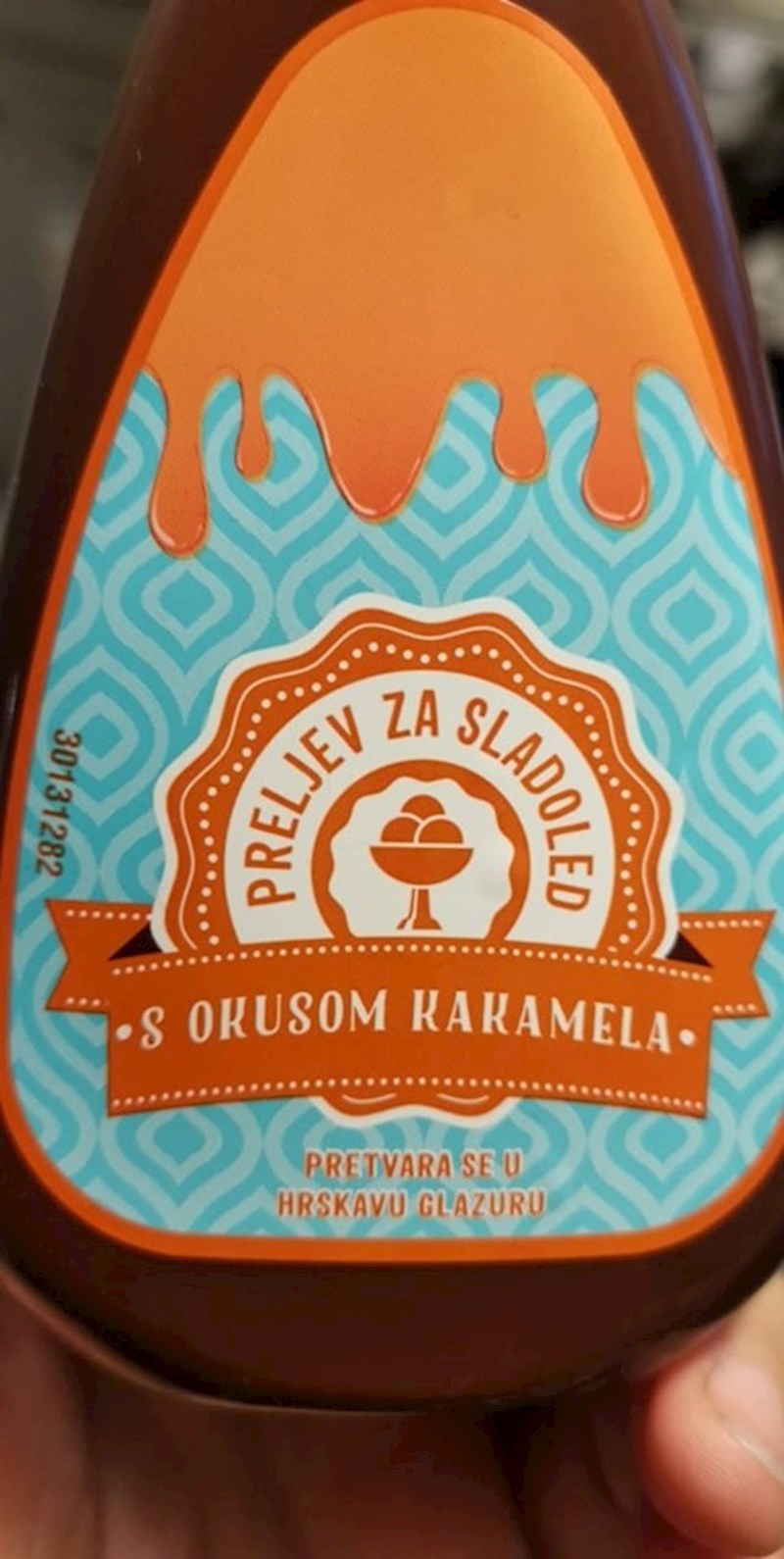 Pažljivo pogledajte što piše...