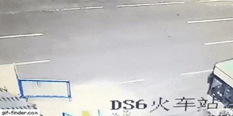 Kad je pogledao ovu snimku, ni sam nije mogao vjerovati da je ostao živ