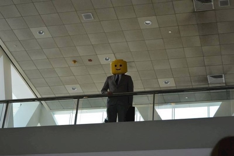 "Mislim da sad znam kako izgledaju zaposlenici tvrtke LEGO."