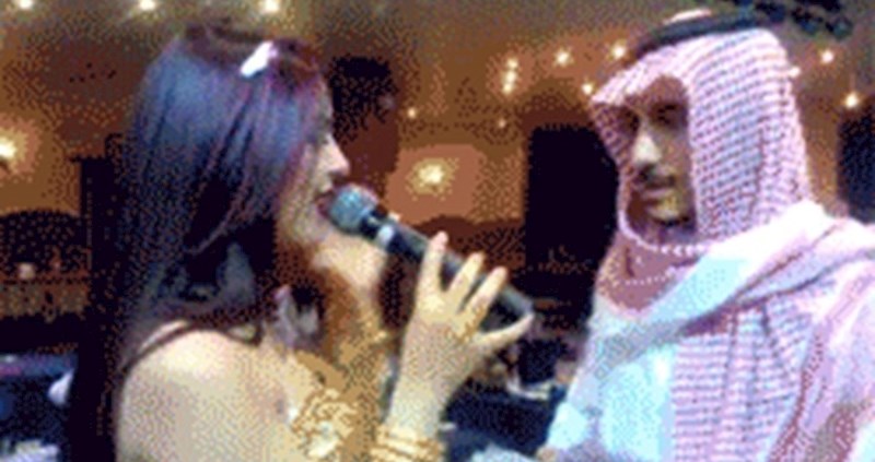 Evo što se dogodi kada bogatom šeiku počnete pjevati omiljenu pjesmu