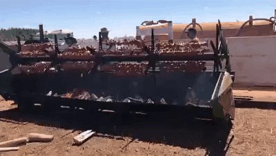 Uzeli su dio starog kombajna, modificirali ga i napravili nešto što su smatrali puno korisnijim