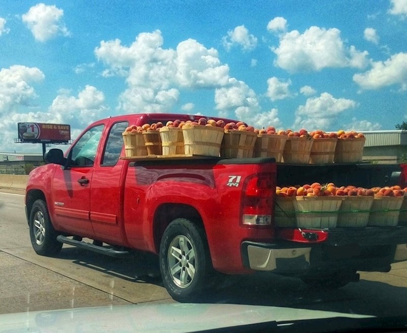 Zamislite što bi se dogodilo da se na cesti pojavi rupa...
