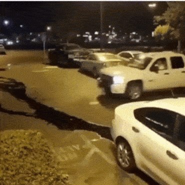 Kvartovski obračuni bi izgledali presmiješno kad bi huligani umjesto oružja koristili nešto drugo...