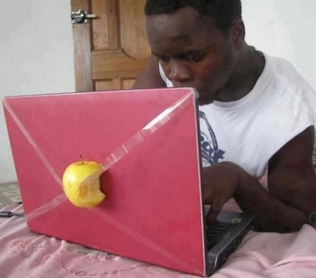 "Kupio sam novi MacBook laptop..."