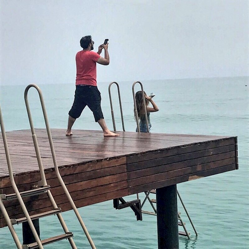 Ono kad te draga tjera da je slikaš u svim mogućim pozama...