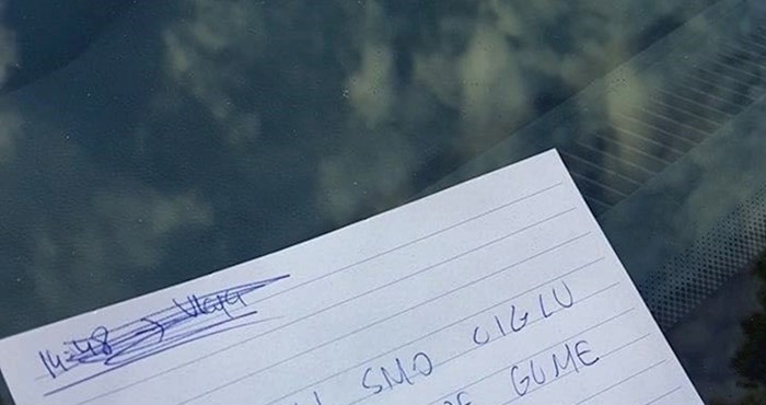 Netko je našao neočekivanu poruku na autu, nepoznata osoba je napisala što se dogodilo
