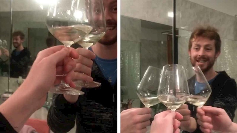 VIDEO Lik je nazdravljao u karanteni i zbog jednog detalja nasmijao internet