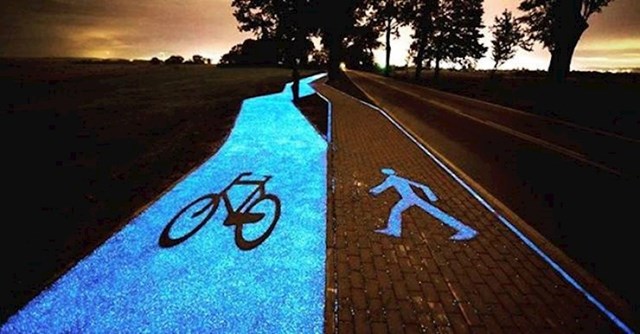 Ova biciklistička staza svijetli u mraku.