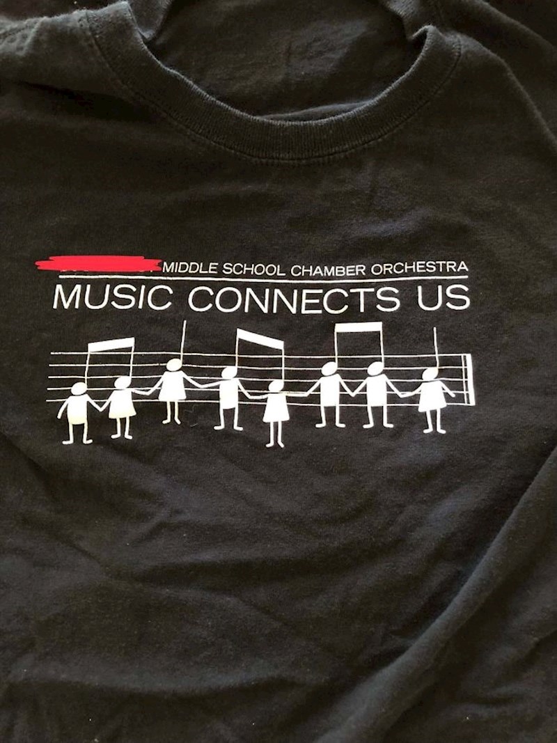 Ako pogledate malo bolje, shvatit ćete zbog čega ova majica nekima izgleda uznemirujuće.