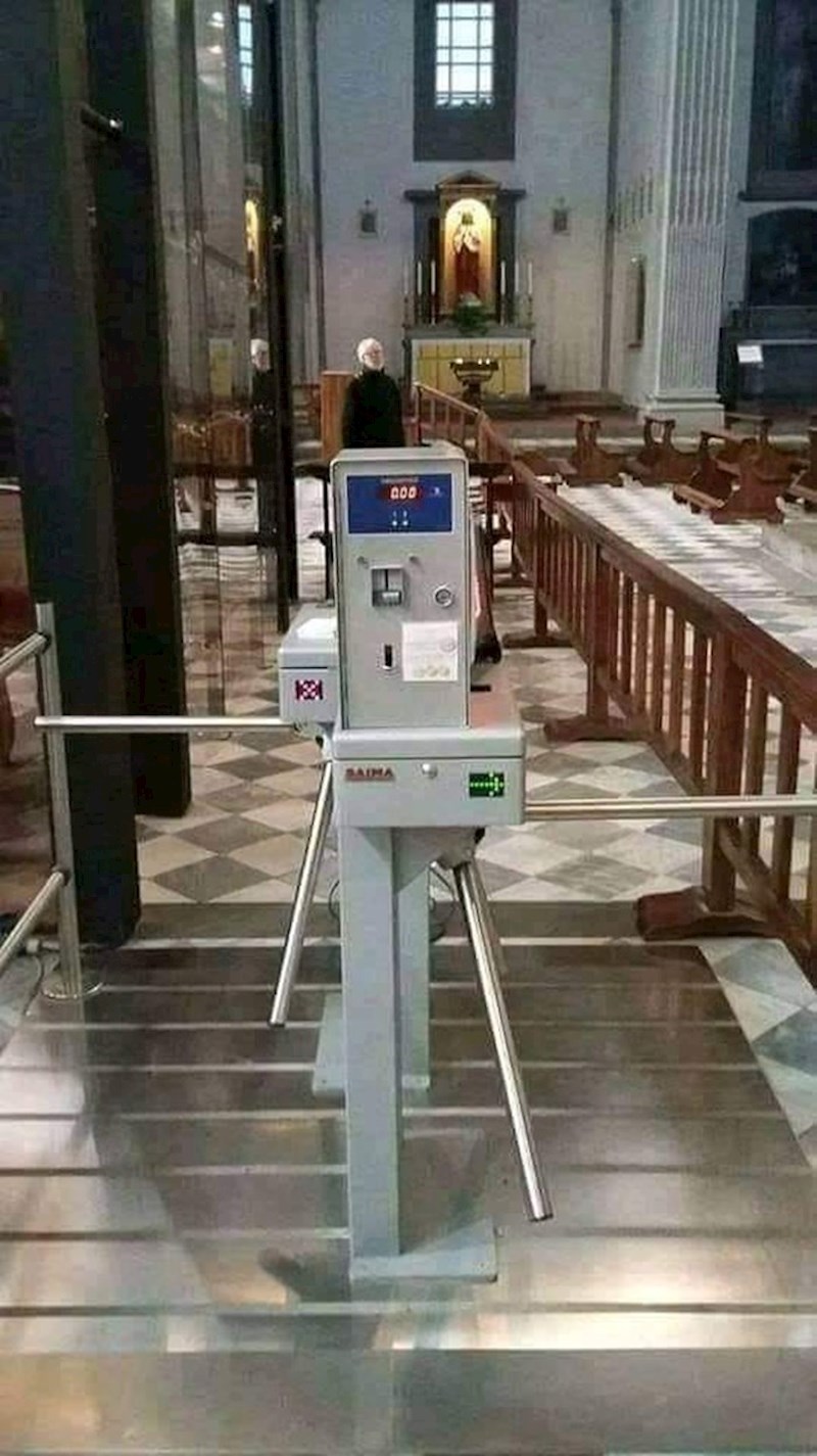 Pogledajte što je netko slikao na ulazu: