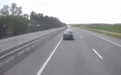 Ovaj vozač sasvim sigurno nikad više neće raditi sranja na autocesti
