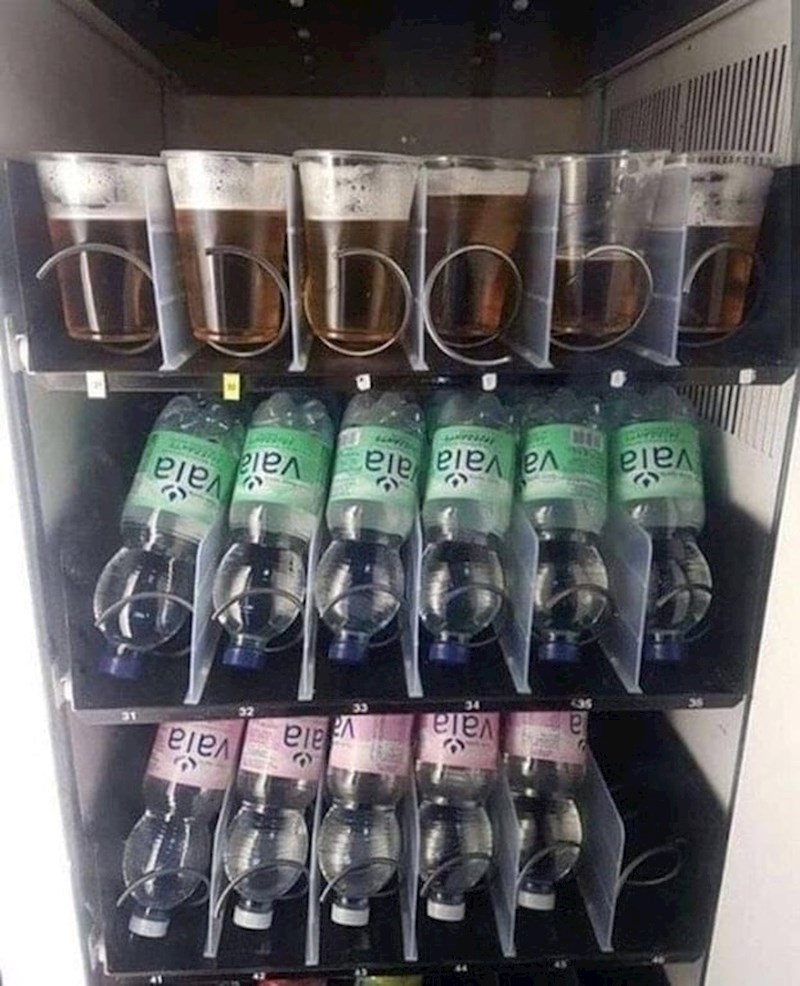 Kako funkcionira kupovanje piva iz ovog automata?