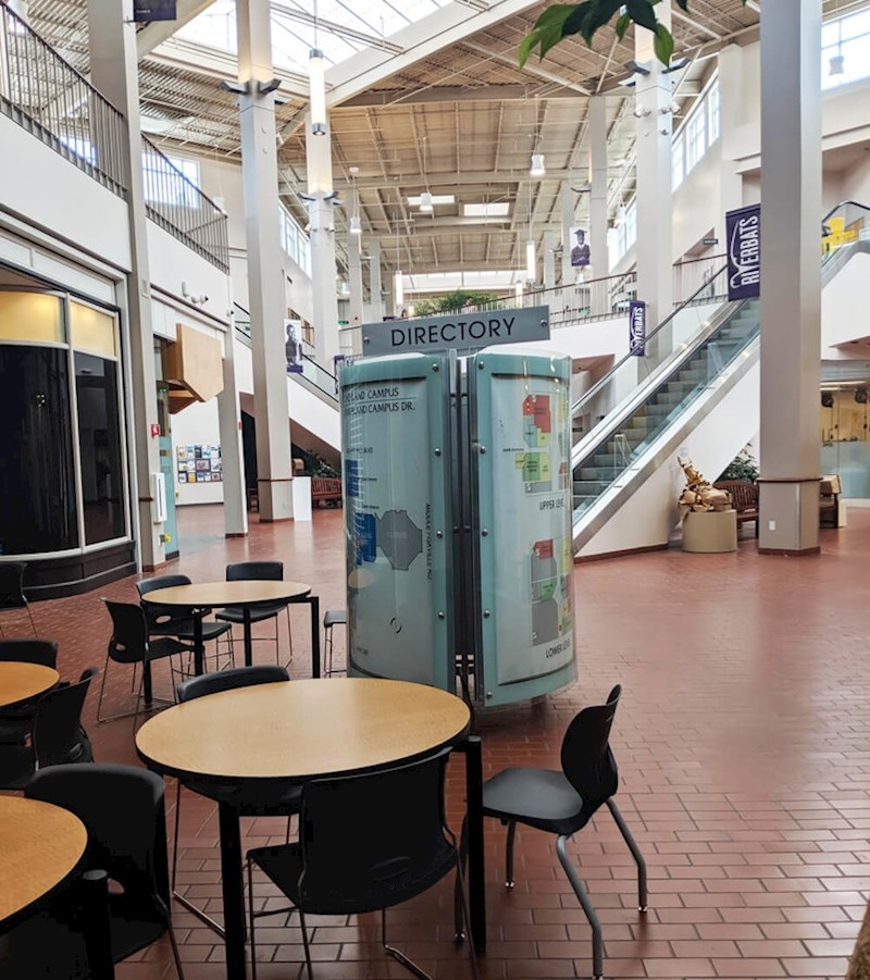 "Fakultet na koji idem nekad je bio shopping centar."