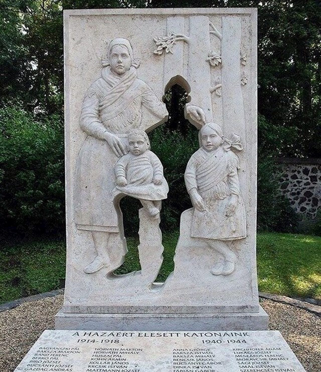 Spomenik Prvom svjetskom ratu u Mađarskoj je mnoge potaknuo na razmišljanje.