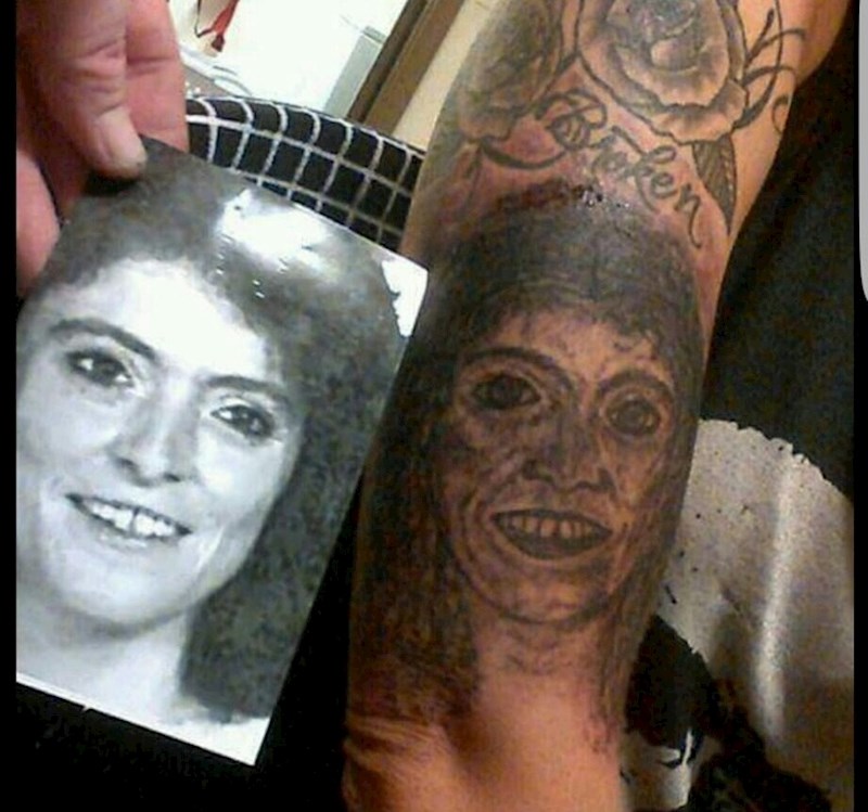 Žena se pretvorila u zombija...