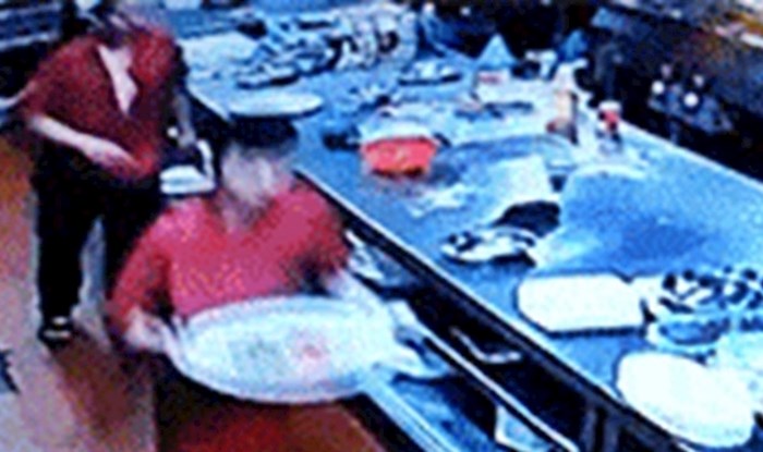 Radnicima restorana se dogodila čudna nezgoda, šef im nije vjerovao dok nije vidio ovu snimku