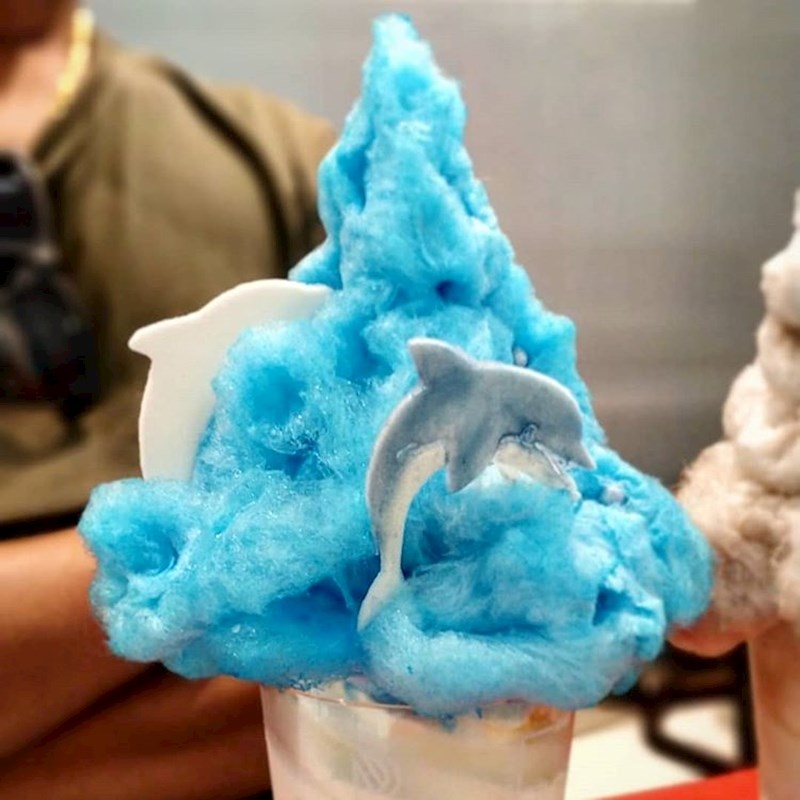 Šećerna vuna je jako popularna, stavljaju je i u čaše.