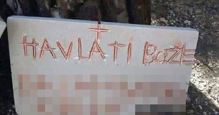 Netko je u Dalmaciji slikao spomenik kakav još niste vidjeli, evo što je pisalo na njemu