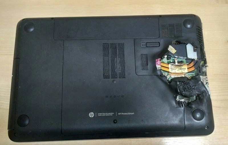 Lik je došao u servis jer je htio promijeniti pokvarenu tipkovnicu na laptopu. Rekao je da je sve ostalo u redu.